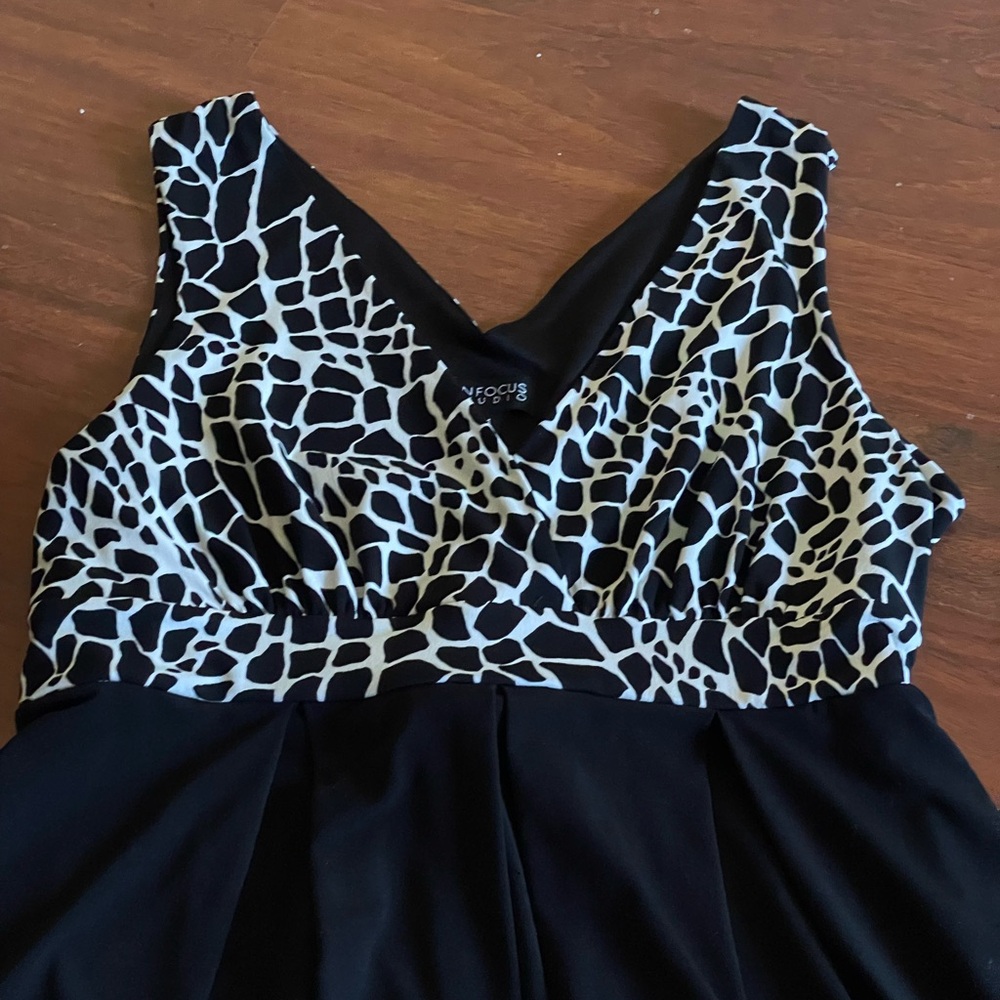 En Focus Black White Animal Print Dress V Neck sz 14 sleeveless spandex tie back - Picture 5 of 13